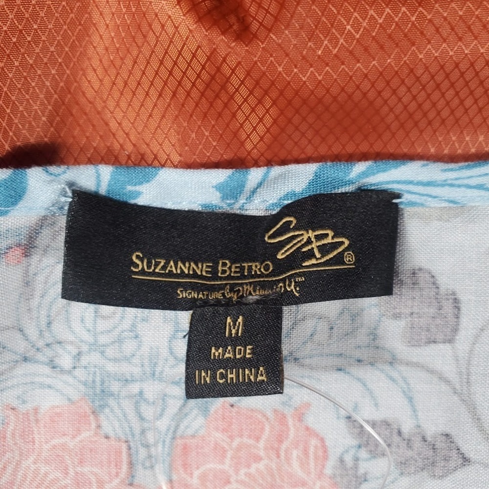 NWT Suzanne‎ Betro Signature Ruffle Hem Bell Sleeve Tunic Medium Floral $94 MSRP - Picture 4 of 13